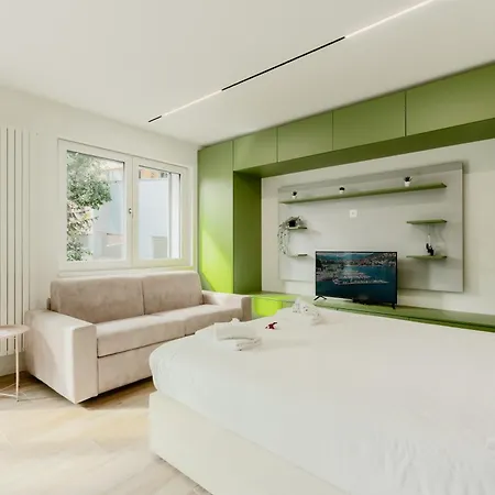 Sofia 5, For Couples -by Easylife Swiss Лугано