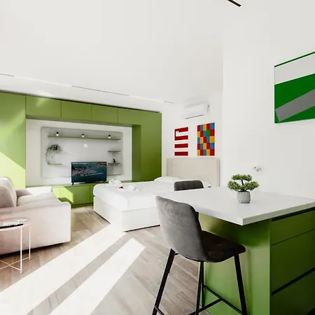 Sofia 5, For Couples -by Easylife Swiss Apartment *
